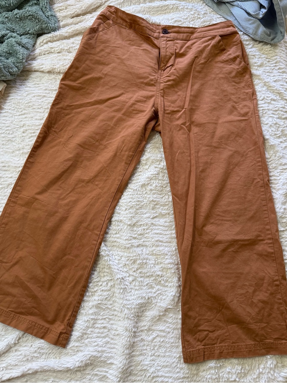 Pact wide-leg cotton trousers